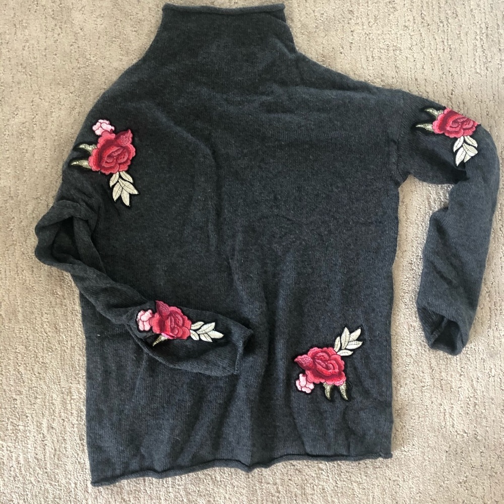 Zoria | Embroidered Rose Sweater